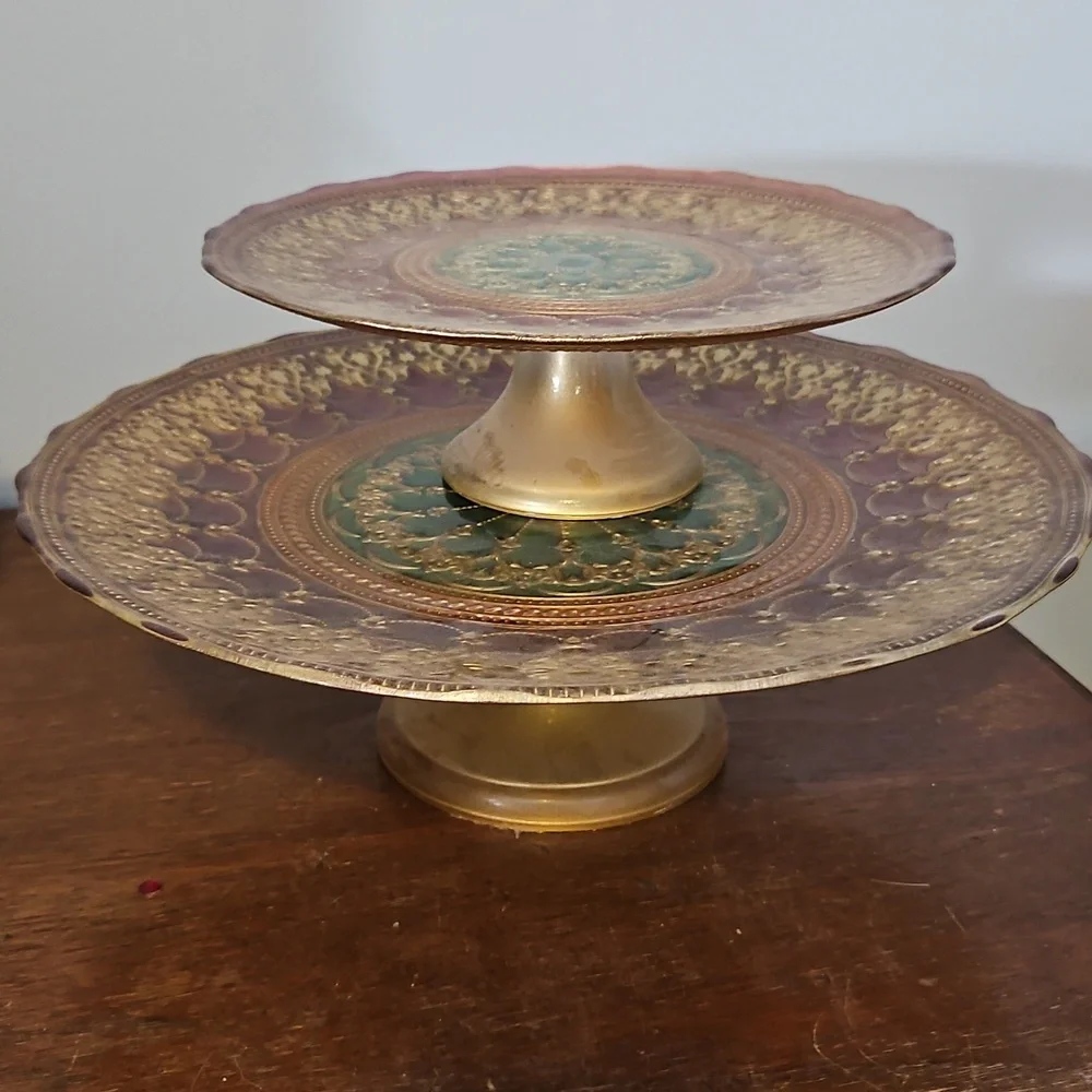 Ornate Purple and Gold Decorative Plates - Picture 3 of 5
